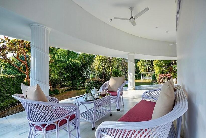 Saffron Leaf W567 Hotel Dehradun Exterior photo