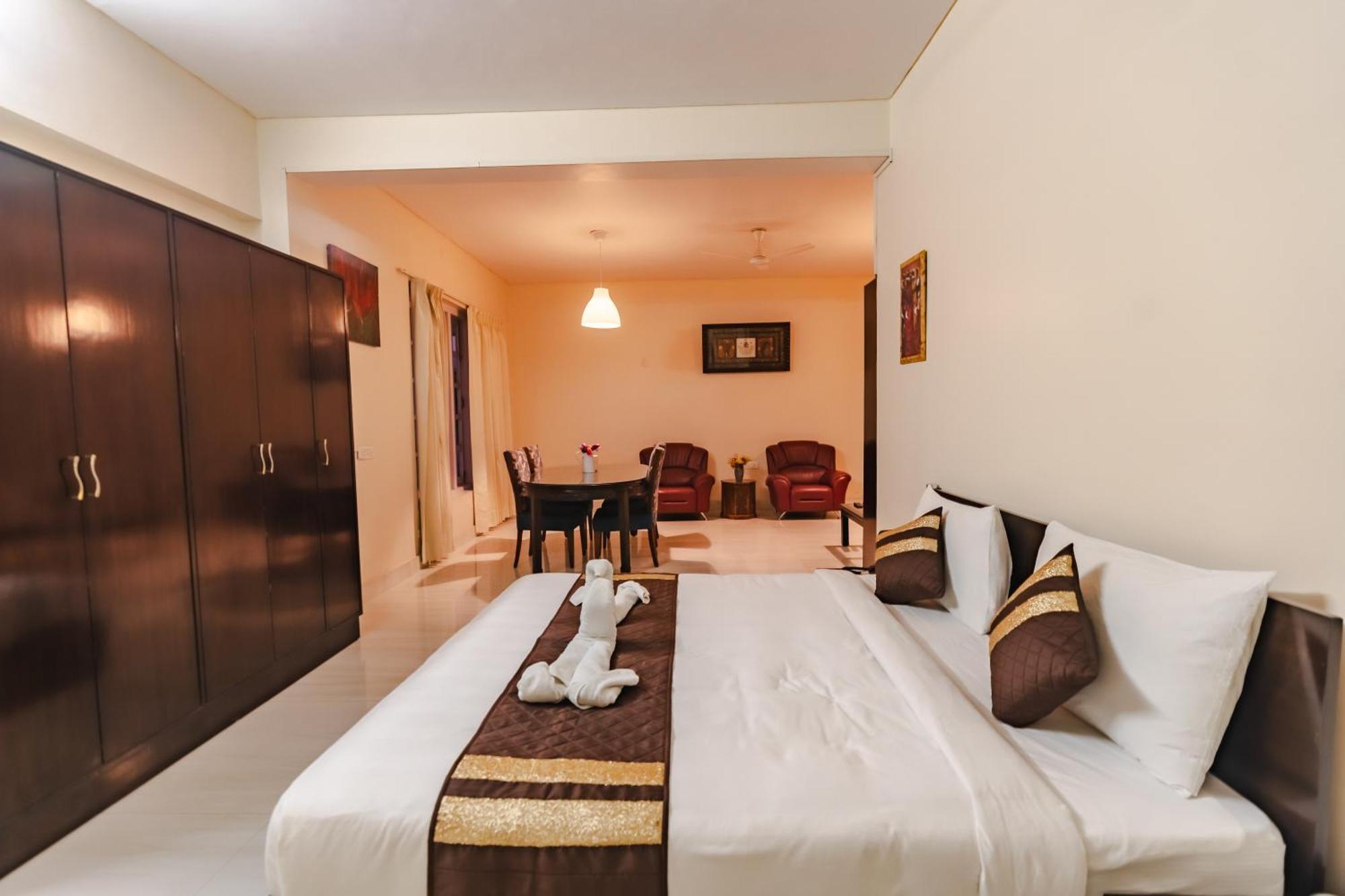 Saffron Leaf W567 Hotel Dehradun Exterior photo