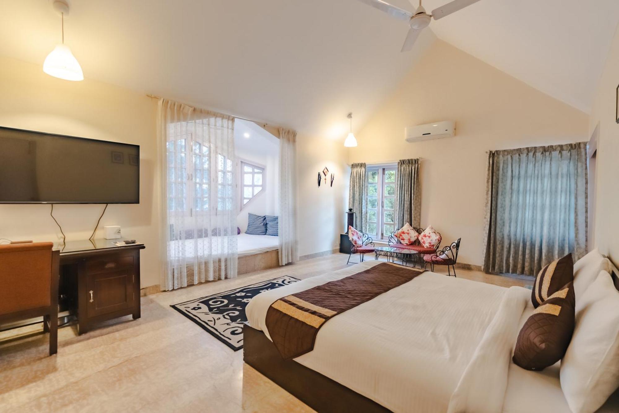 Saffron Leaf W567 Hotel Dehradun Exterior photo